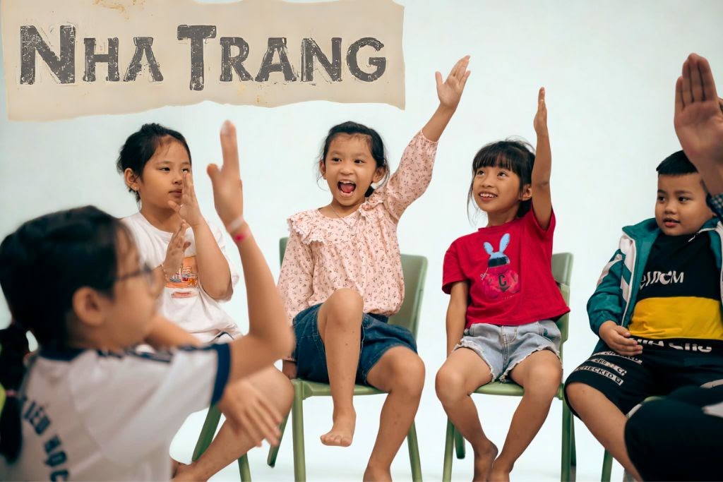 Khoá tiếng Anh giao tiếp cho trẻ em tại Nha Trang - Anna Let's Talk